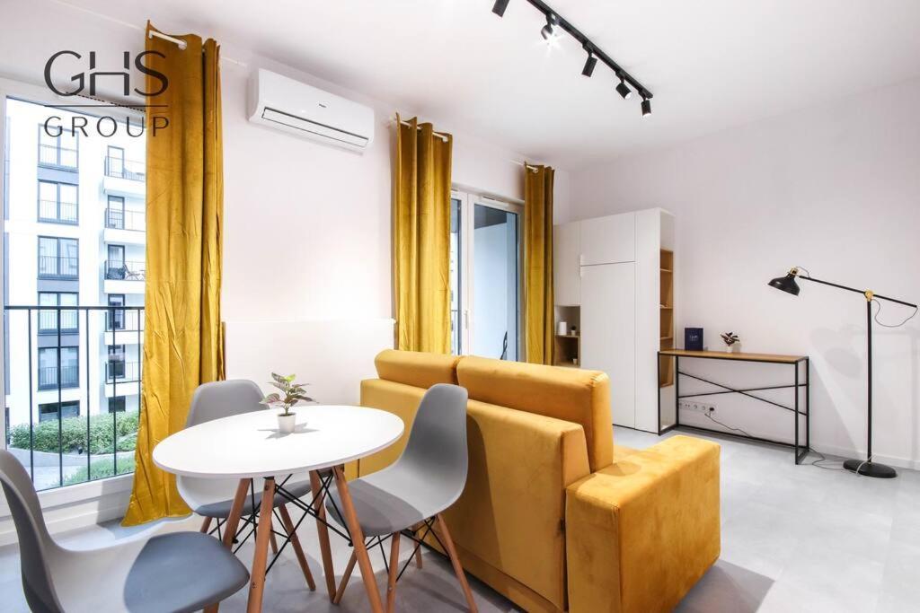 Stylowy Apartament Blisko Dworca Glownego Apartment Красков Екстериор снимка